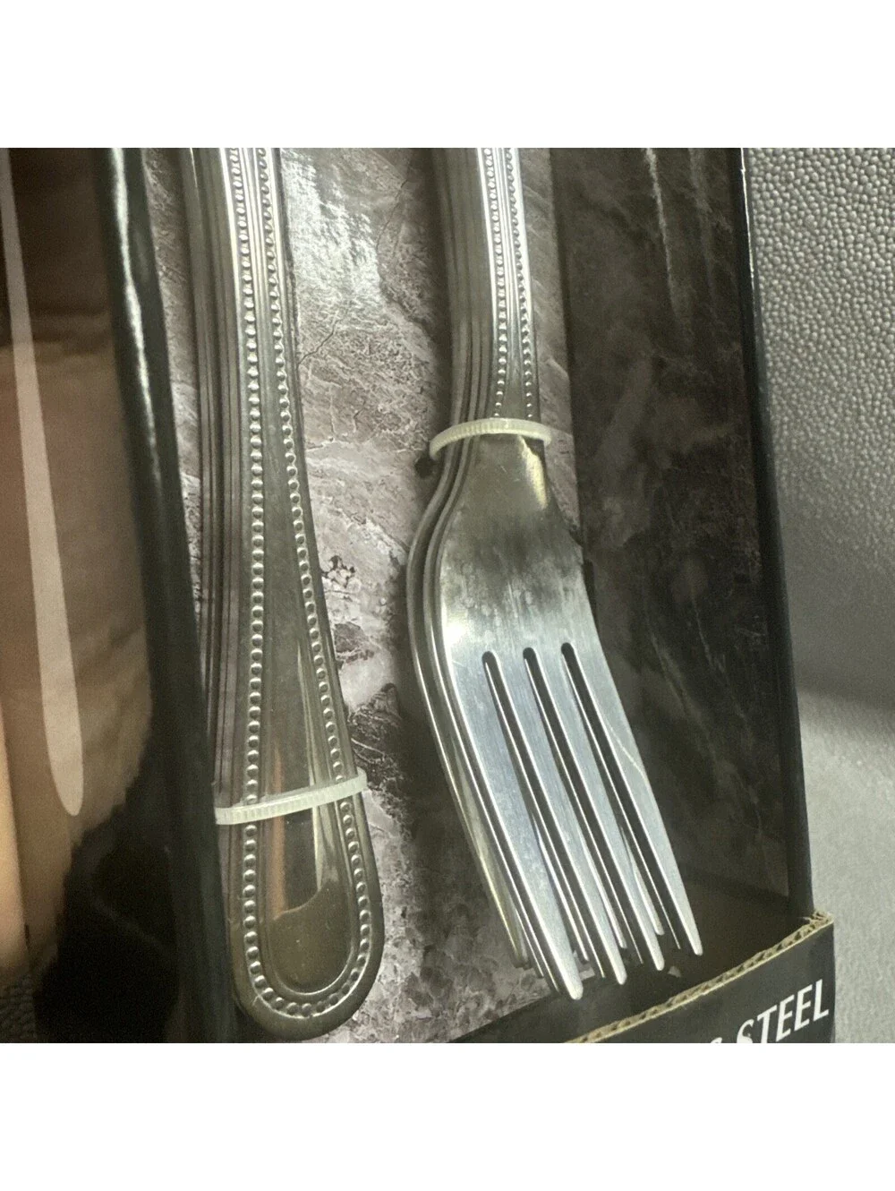 Farberware Cosmopolitan 10 Stainless Steel Dinner Forks Dishwasher Safe Silver